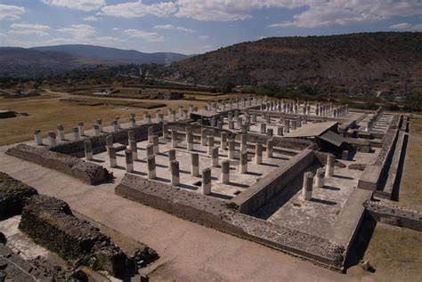 El Despertar de Tula: Un Centro Ceremonial Tolteca en el Auge del Imperio